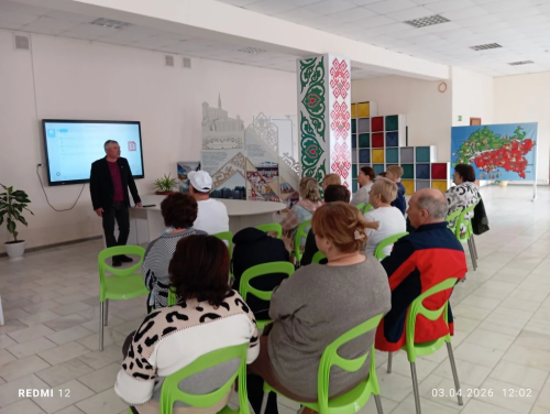 В Нурлате серебряные волонтеры Центра долголетия совершили экскурсию вместе с внуками