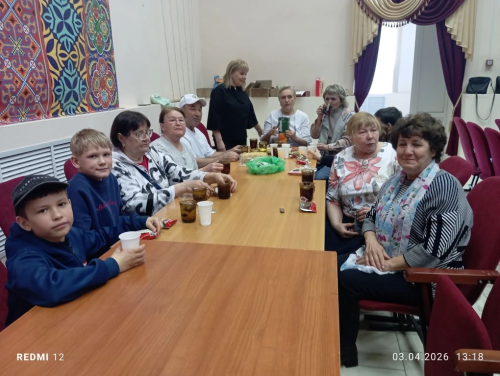 В Нурлате серебряные волонтеры Центра долголетия совершили экскурсию вместе с внуками
