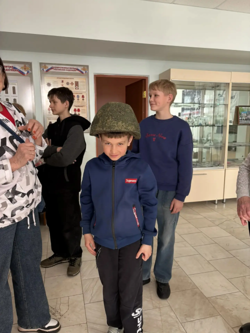 В Нурлате серебряные волонтеры Центра долголетия совершили экскурсию вместе с внуками