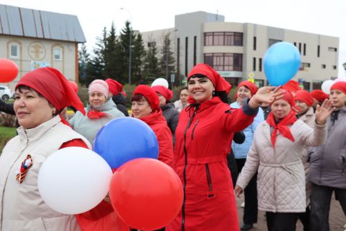 Нурлат встретил Первомай в атмосфере единства и созидания