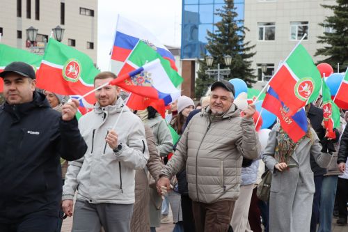 Нурлат встретил Первомай в атмосфере единства и созидания