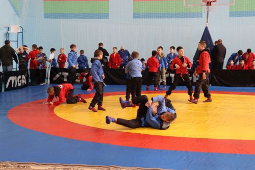 В Нурлате прошел республиканский турнир по самбо, посвященный Дню Победы