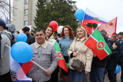 Нурлат встретил Первомай в атмосфере единства и созидания