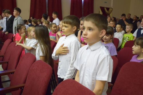 В Нурлате для выпускников спортивной школы «Ледок» прозвучал «Последний свисток»