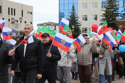 Нурлат встретил Первомай в атмосфере единства и созидания