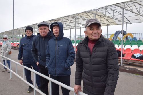 В Нурлате открыли легкоатлетический сезон эстафетой на призы газеты «Дуслык» («Дружба», «Туслах»)