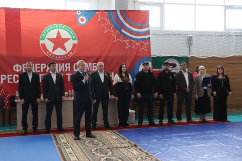 В Нурлате прошел республиканский турнир по самбо, посвященный Дню Победы