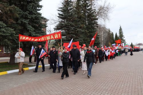 Нурлат встретил Первомай в атмосфере единства и созидания