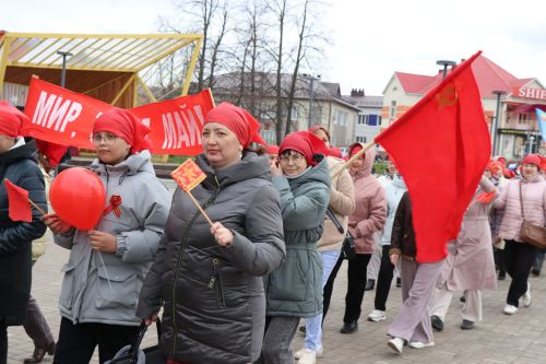 Нурлат встретил Первомай в атмосфере единства и созидания