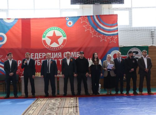 В Нурлате прошел республиканский турнир по самбо, посвященный Дню Победы