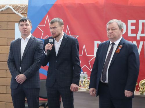 В Нурлате прошел республиканский турнир по самбо, посвященный Дню Победы