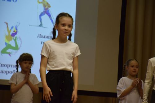 В Нурлате для выпускников спортивной школы «Ледок» прозвучал «Последний свисток»