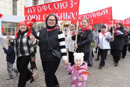 Нурлат встретил Первомай в атмосфере единства и созидания