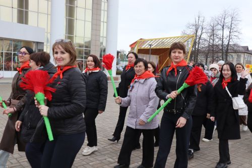 Нурлат встретил Первомай в атмосфере единства и созидания