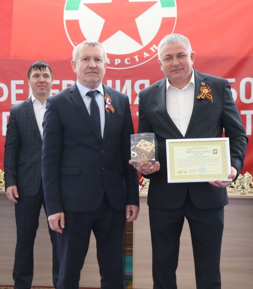 В Нурлате прошел республиканский турнир по самбо, посвященный Дню Победы