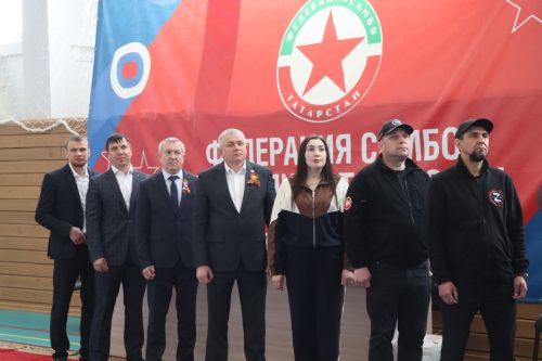В Нурлате прошел республиканский турнир по самбо, посвященный Дню Победы