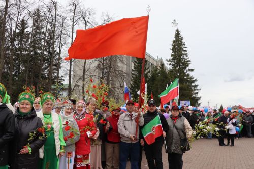 Нурлат встретил Первомай в атмосфере единства и созидания