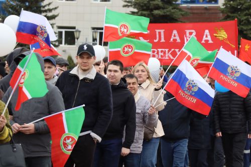 Нурлат встретил Первомай в атмосфере единства и созидания