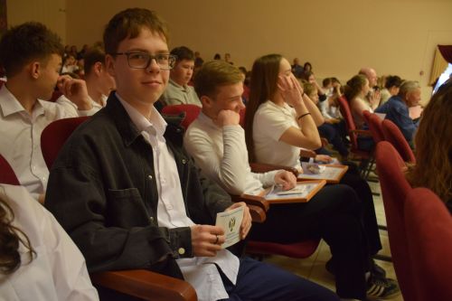 В Нурлате для выпускников спортивной школы «Ледок» прозвучал «Последний свисток»