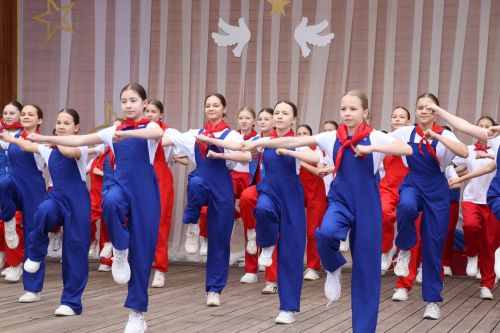 Нурлат встретил Первомай в атмосфере единства и созидания