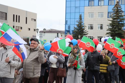 Нурлат встретил Первомай в атмосфере единства и созидания