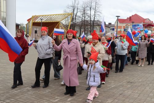 Нурлат встретил Первомай в атмосфере единства и созидания