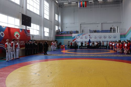 В Нурлате прошел республиканский турнир по самбо, посвященный Дню Победы