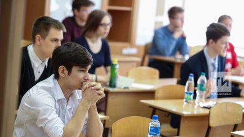 Устный экзамен по истории станет обязательным для девятиклассников с 2028 года