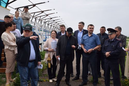 Курс на Сабантуй: Дамир Ишкинеев провел выездное совещание на майдане