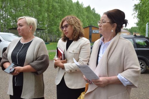 Курс на Сабантуй: Дамир Ишкинеев провел выездное совещание на майдане