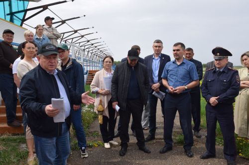 Курс на Сабантуй: Дамир Ишкинеев провел выездное совещание на майдане