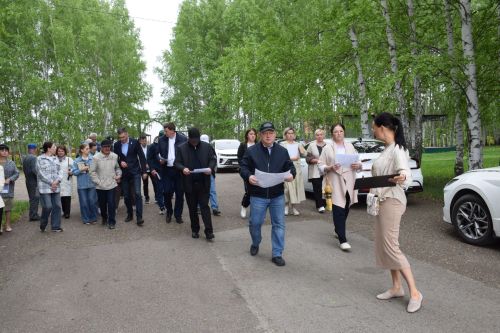 Курс на Сабантуй: Дамир Ишкинеев провел выездное совещание на майдане