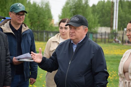 Курс на Сабантуй: Дамир Ишкинеев провел выездное совещание на майдане