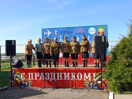 «Крылья, опалённые пламенем»: в Караульной Горе почтили подвиг героя