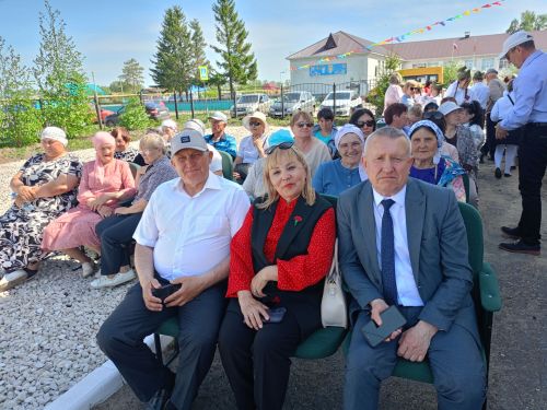 «Крылья, опалённые пламенем»: в Караульной Горе почтили подвиг героя