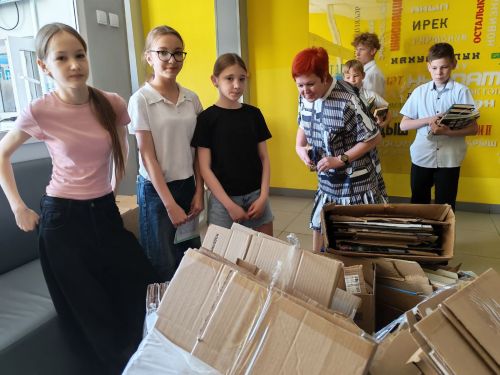 Экологическая акция по сбору макулатуры в школе №1 города Нурлат: вместе ради будущего