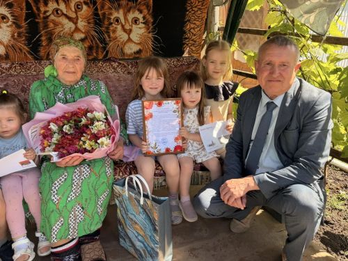 97 лет мудрости и труда: история Анны Дементьевой — труженицы и хранительницы традиций