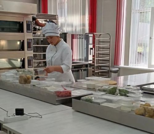 Школьница из Нурлата покорила «Абилимпикс» осетинскими пирогами