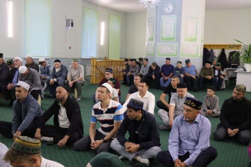 В мечетях Нурлатского района прошли праздничные намазы в честь Курбан-байрама