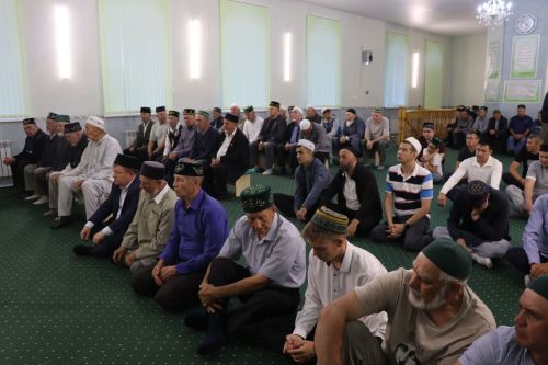 В мечетях Нурлатского района прошли праздничные намазы в честь Курбан-байрама