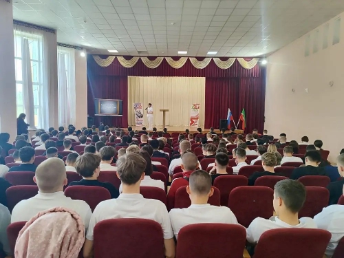«Я выбираю жизнь»: медик научила студентов Нурлата говорить «нет»