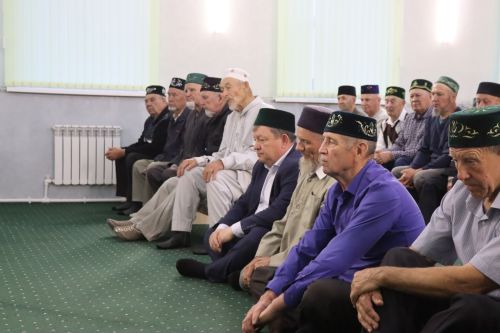 В мечетях Нурлатского района прошли праздничные намазы в честь Курбан-байрама