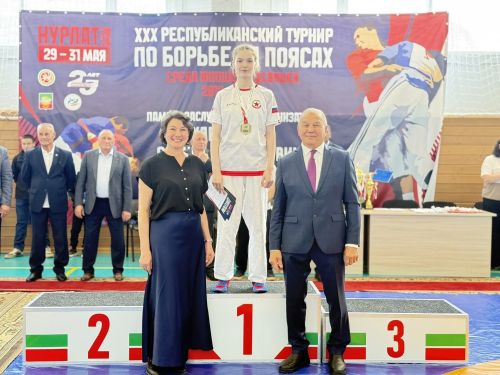 Команда Нурлатского района заняла первое место на XXX республиканском турнире по борьбе на поясах