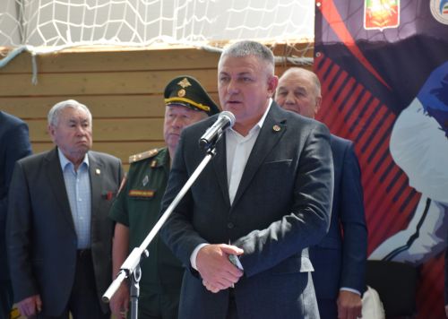 В Нурлате почтили память легендарного батыра: юбилейный турнир по борьбе на поясах собрал участников из всего Татарстана