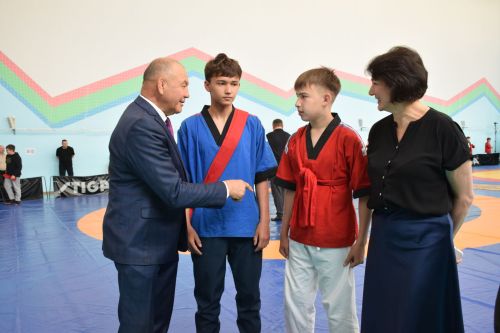 В Нурлате почтили память легендарного батыра: юбилейный турнир по борьбе на поясах собрал участников из всего Татарстана