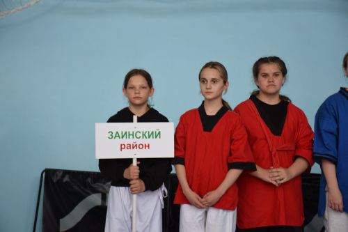 В Нурлате почтили память легендарного батыра: юбилейный турнир по борьбе на поясах собрал участников из всего Татарстана