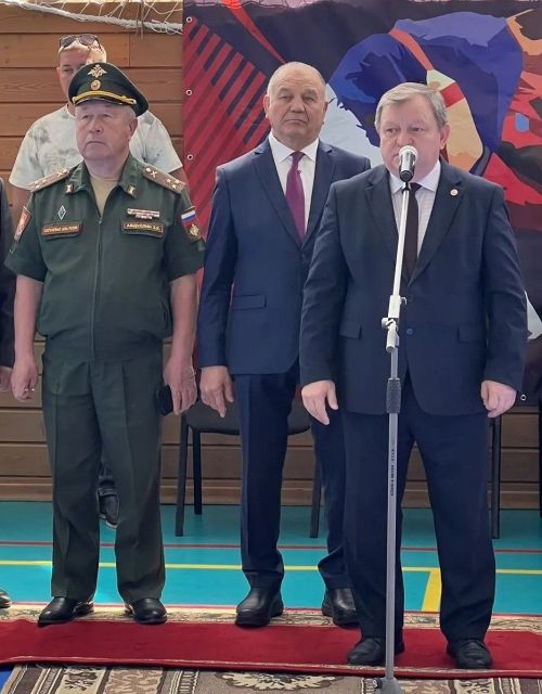 В Нурлате почтили память легендарного батыра: юбилейный турнир по борьбе на поясах собрал участников из всего Татарстана