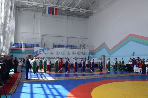 В Нурлате почтили память легендарного батыра: юбилейный турнир по борьбе на поясах собрал участников из всего Татарстана