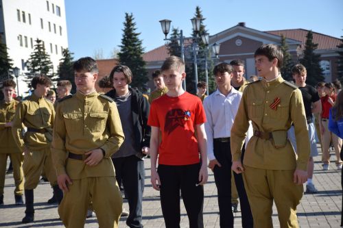 В Нурлате отжались на «Рекорд Победы»