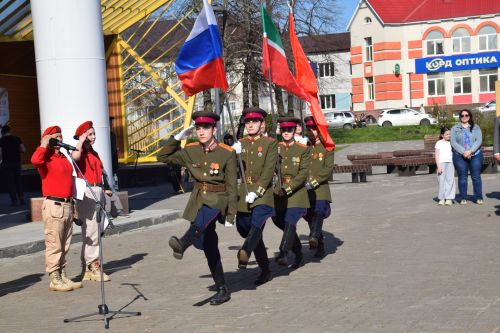 В Нурлате отжались на «Рекорд Победы»